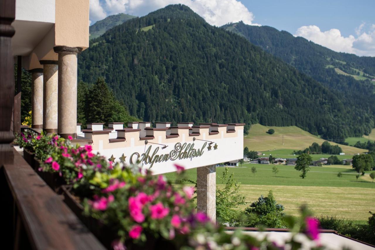 סול Hotel Alpenschlossl מראה חיצוני תמונה